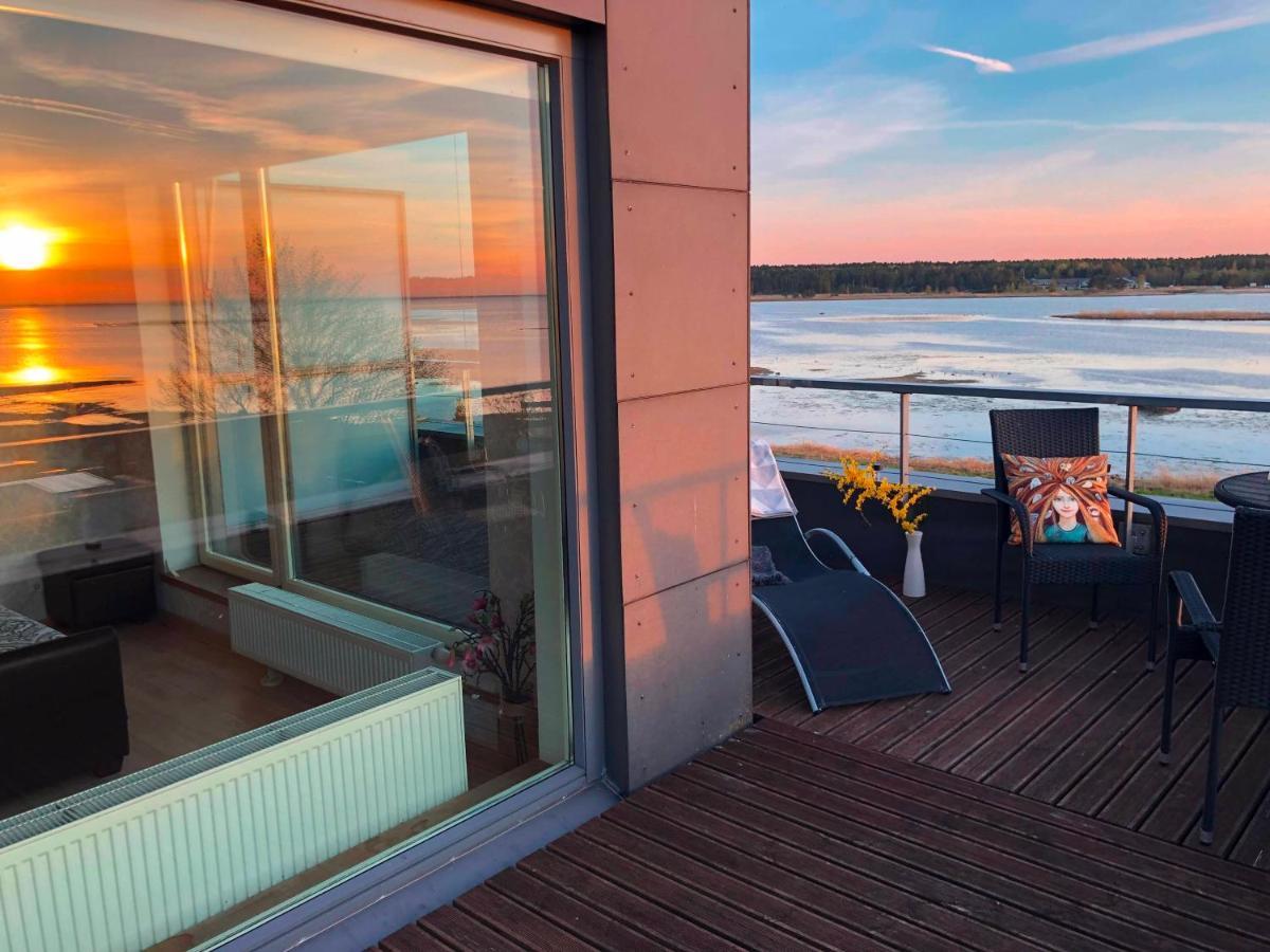 Sunset Dream Apartment With A Panoramic Seaview Haapsalu Luaran gambar