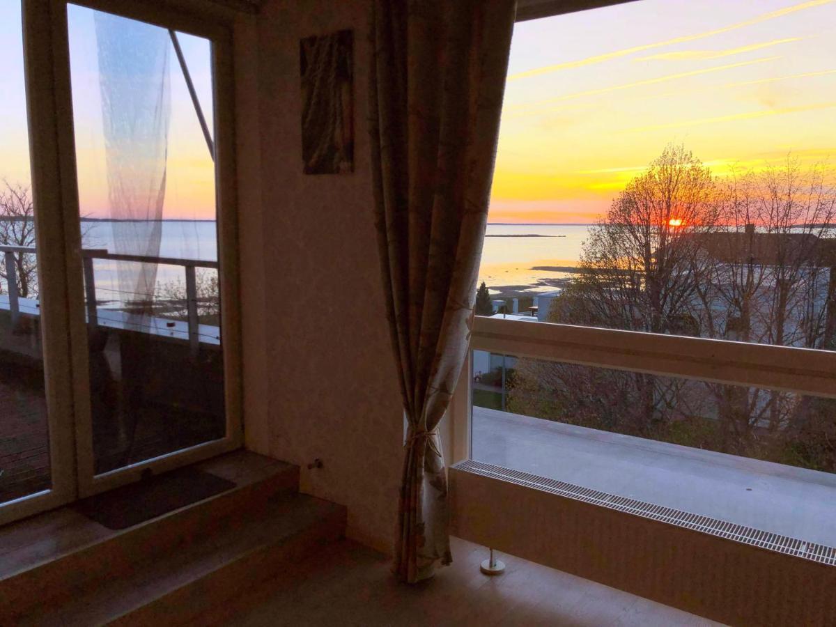 Sunset Dream Apartment With A Panoramic Seaview Haapsalu Luaran gambar