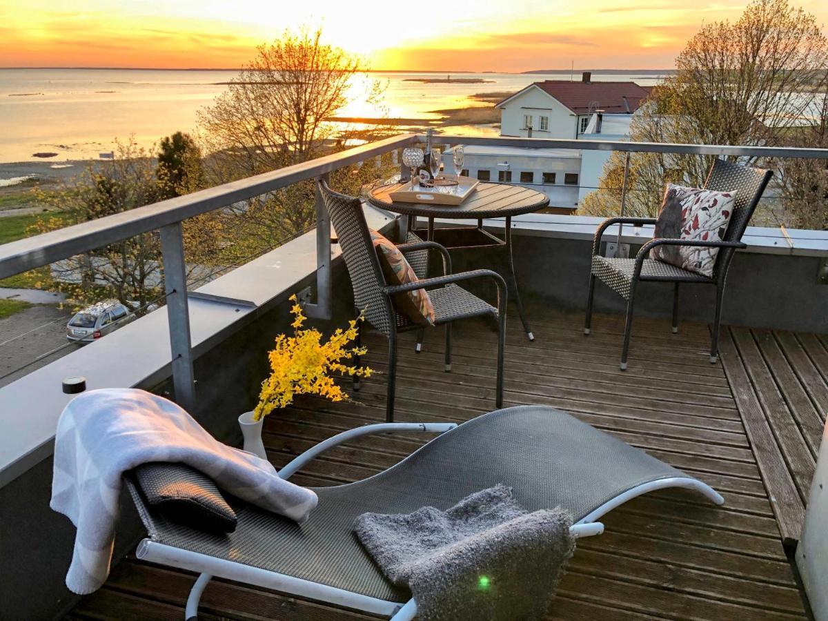 Sunset Dream Apartment With A Panoramic Seaview Haapsalu Luaran gambar
