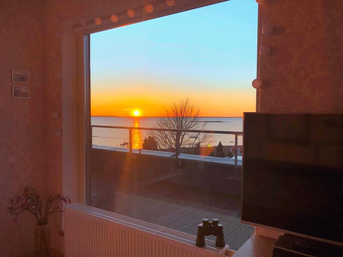 Sunset Dream Apartment With A Panoramic Seaview Haapsalu Luaran gambar